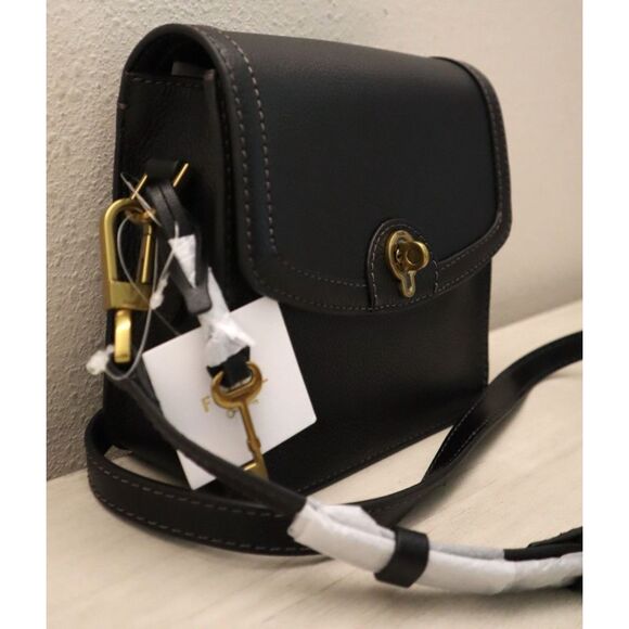 Fossil SHB3070001 Women's Black Ainsley LiteHide Leather Sm. Flap Crossbody - Picture 4 of 16